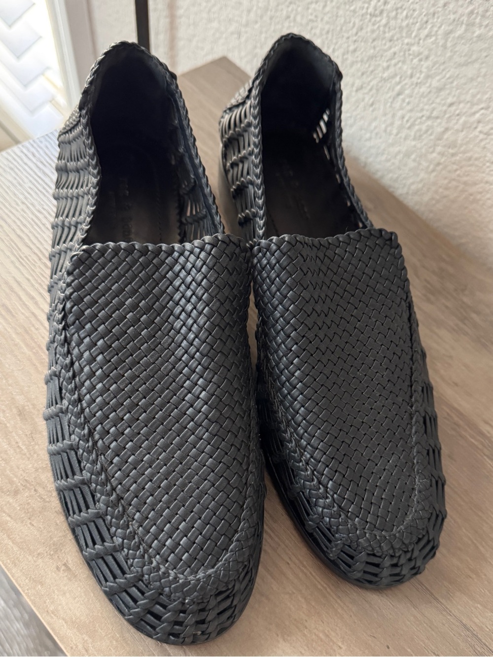Rag & Bone Black Woven Leather Loafers Flats NWOB Size 39 US 8.5 Academia